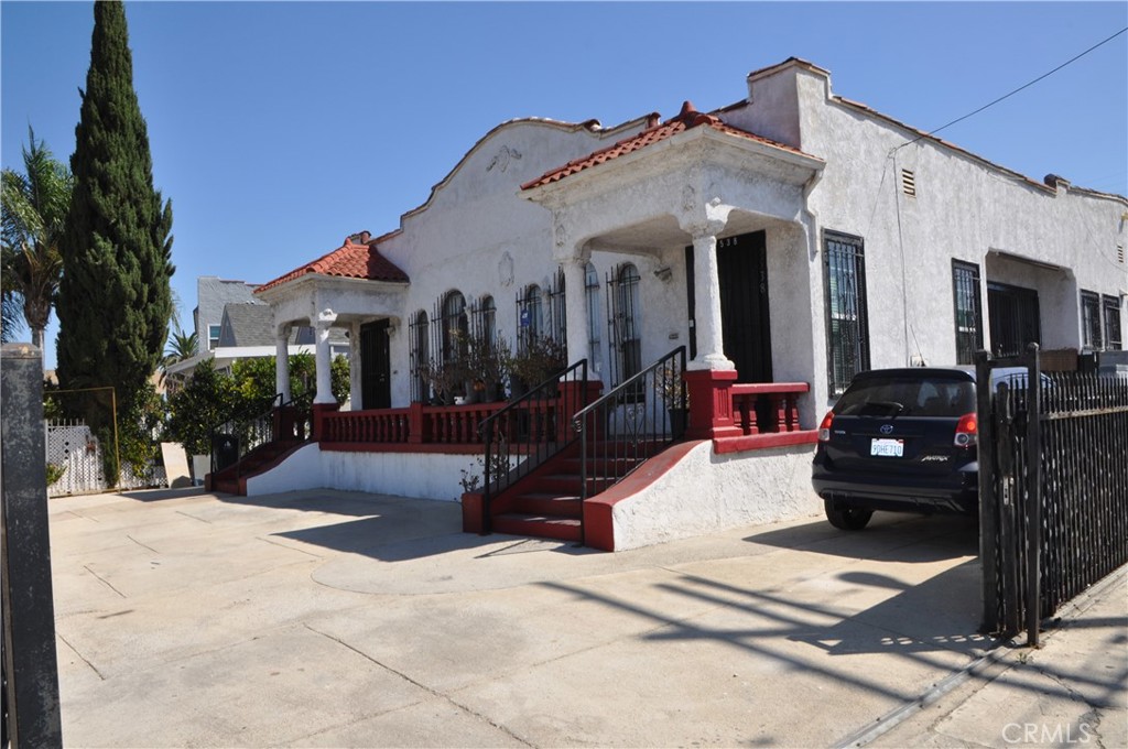 2536 2538 S Rimpau Boulevard, Los Angeles CA, 9001663657124184323121
