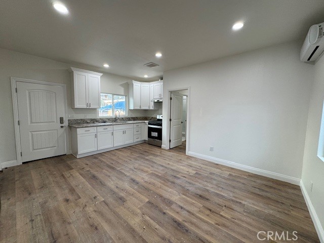 $1,850/month 13686 Roxey Drive Garden Grove CA, 9284364098551430018121