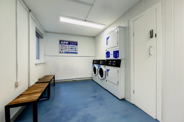 Meadow Court – Edinburgh64184124880257123
