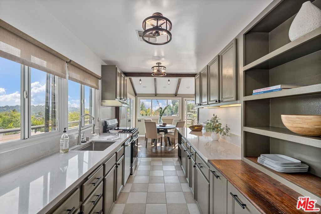 5318 Raber Street, Los Ángeles CA, 9004263621064606851122