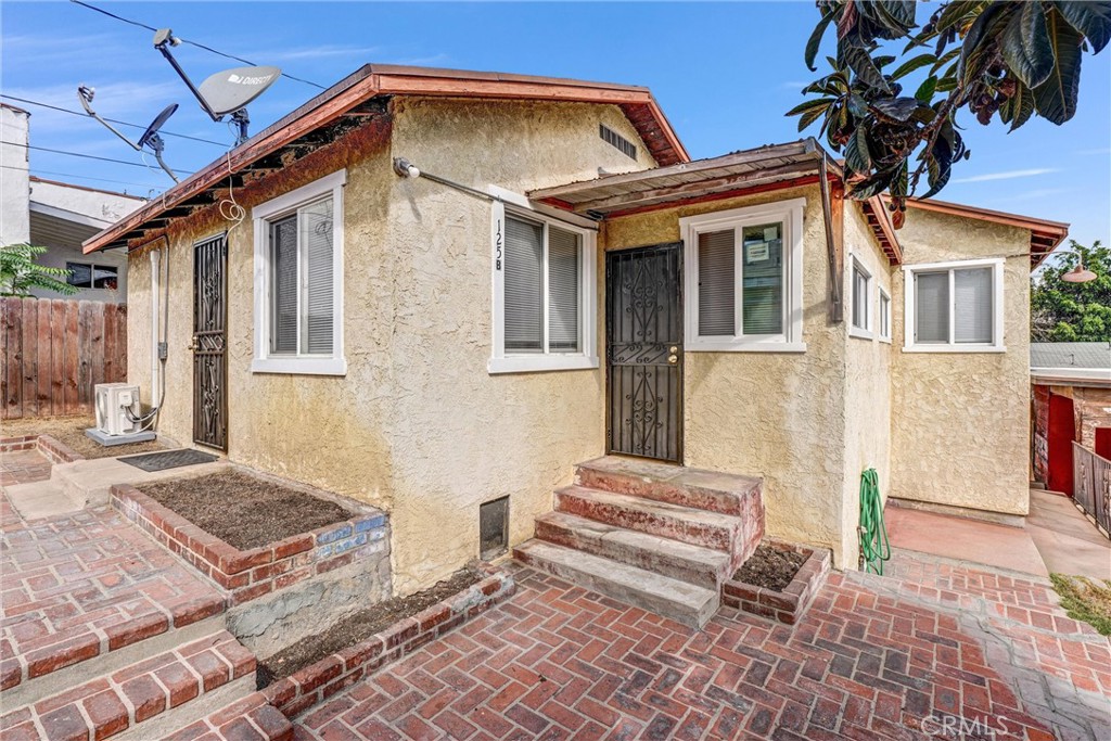 $2,300/month 125 W Norwood Place B San Gabriel CA, 9177664098467351553120