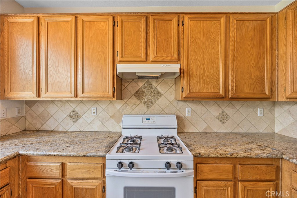 16850 Merion Lane, Fontana CA, 9233663623621390851121
