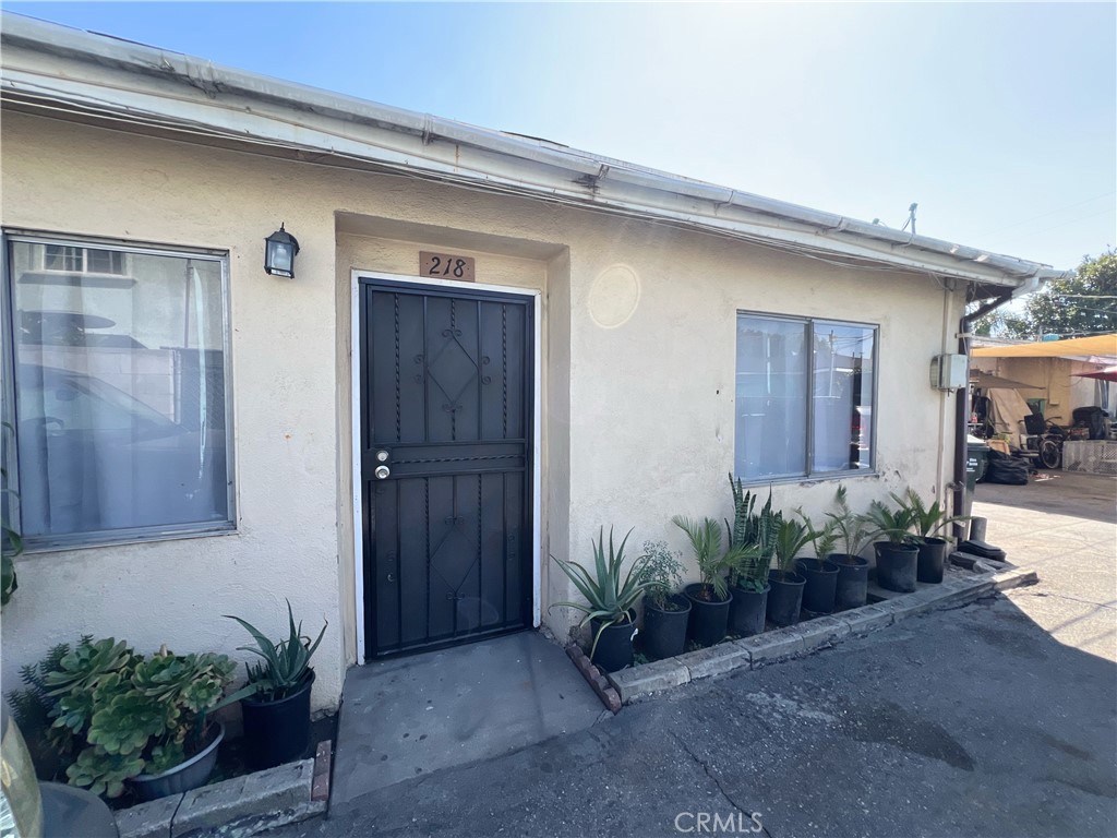 $2,200/month 216 N Dalton Avenue 218 Azusa CA, 9170264098320440962122