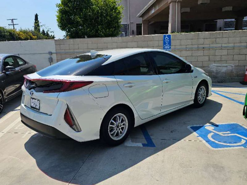 2017 TOYOTA PRIUS PRIME (PHEV) TRES/CUATRO/CUATRO ADV63356218996099121
