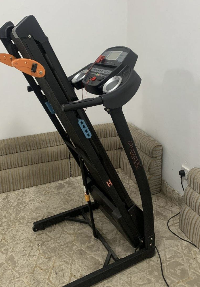 powerfit للبيع جهاز مشي نظيف