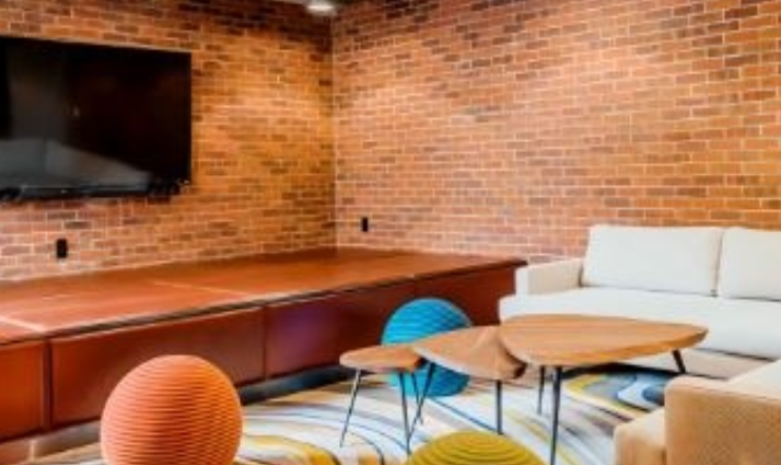33 Bond St63869109632001122