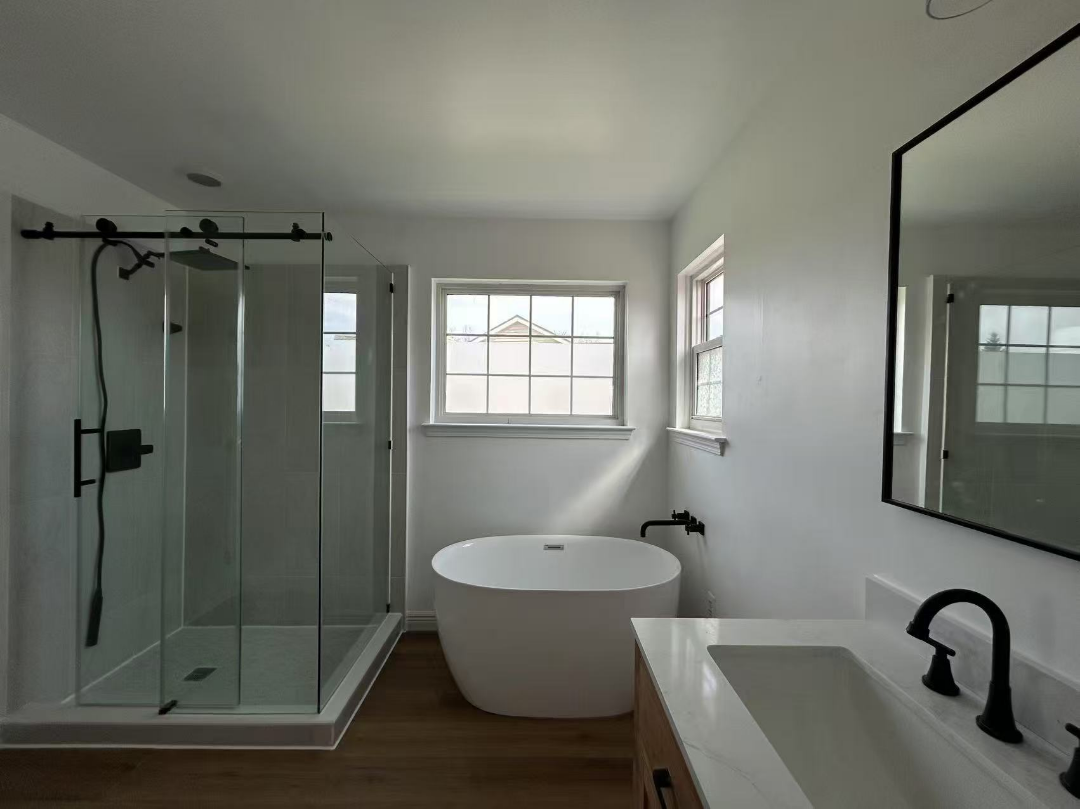 EastWest Remodeling (EWR)63388411516931123