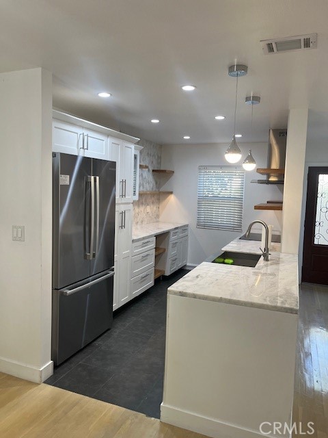 8110 Canby 3 Reseda CA, 9133564085280255107121