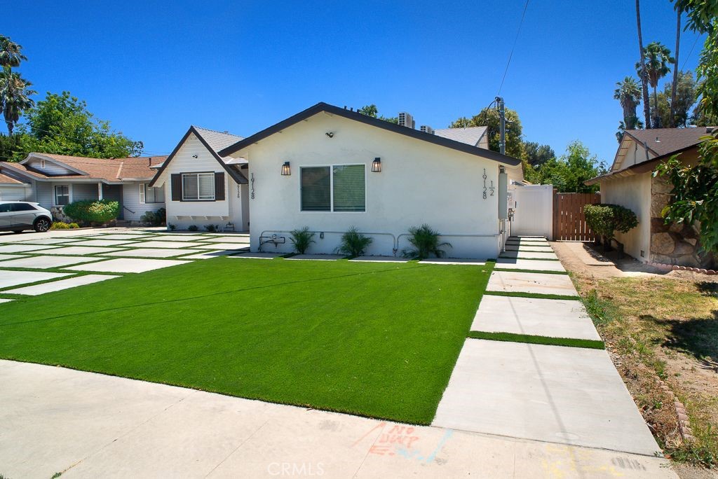 $1,900/mes 19128 Stagg Street Reseda CA, 9133564098020099969120