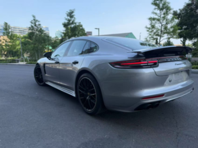 2019 Porsche Panamera GTS63504085403521123