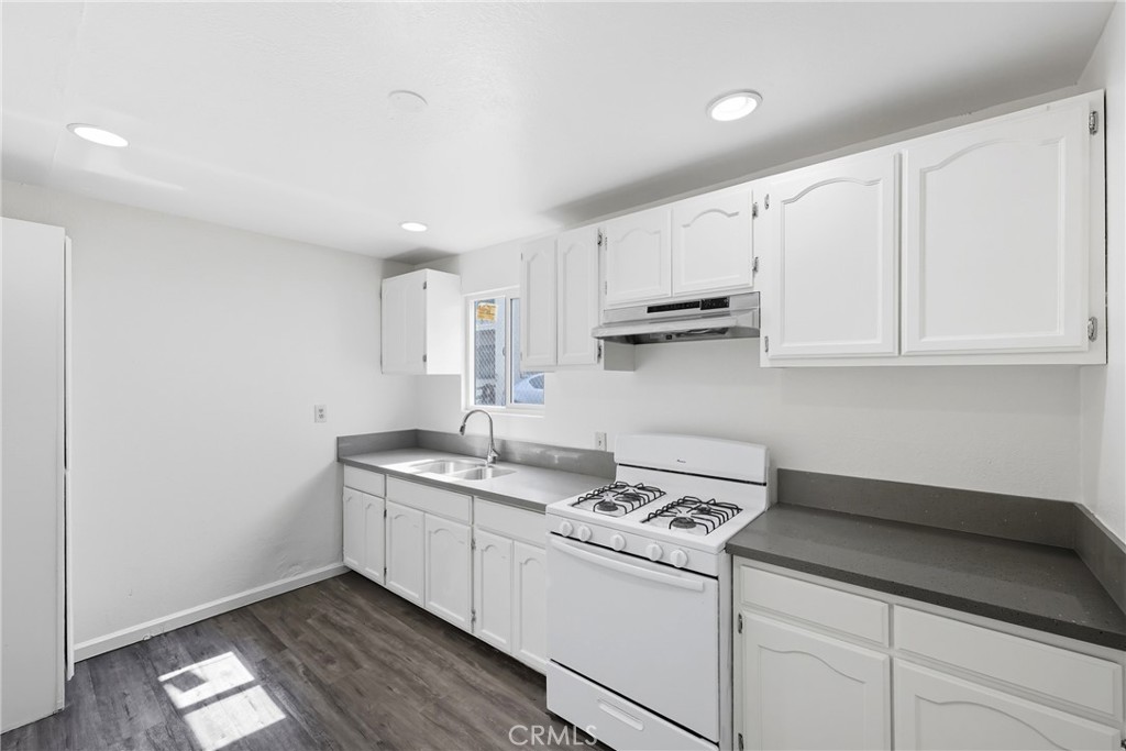 136 E Avenue 44 Los Angeles CA, 9003164134613991171122
