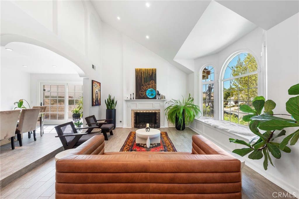 5728 Ridgebrook Drive Agoura Hills CA, 9130164099736668673122