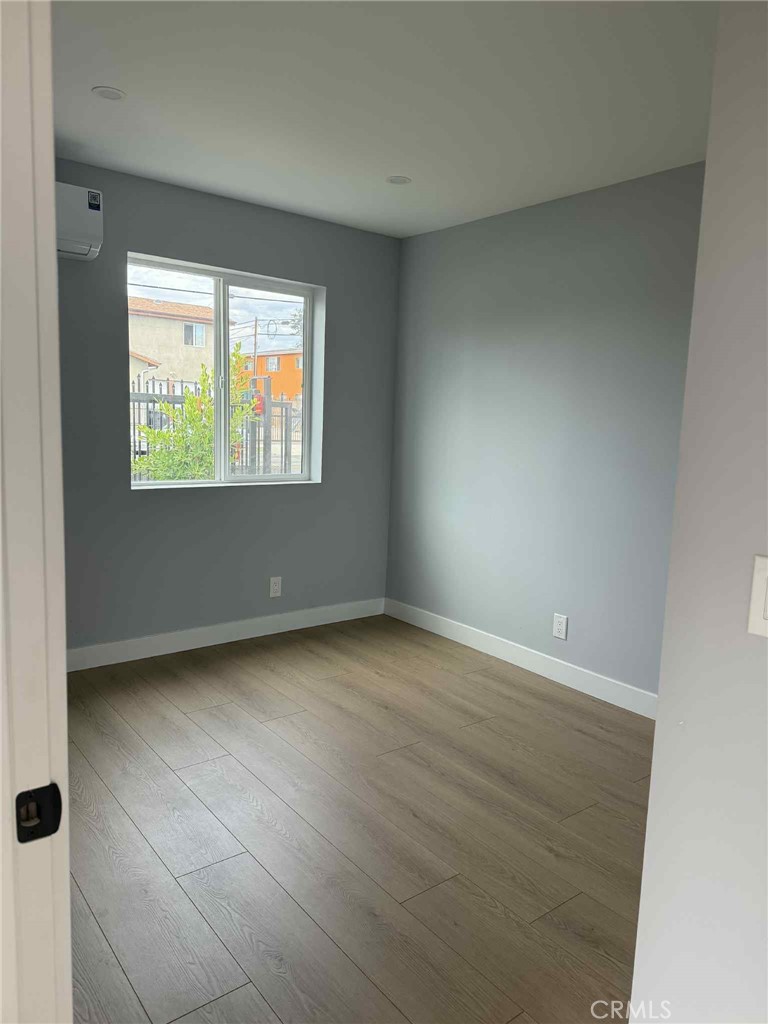 $1,950/mes 1860 W 48th St Los Angeles CA, 9006264045550177921122