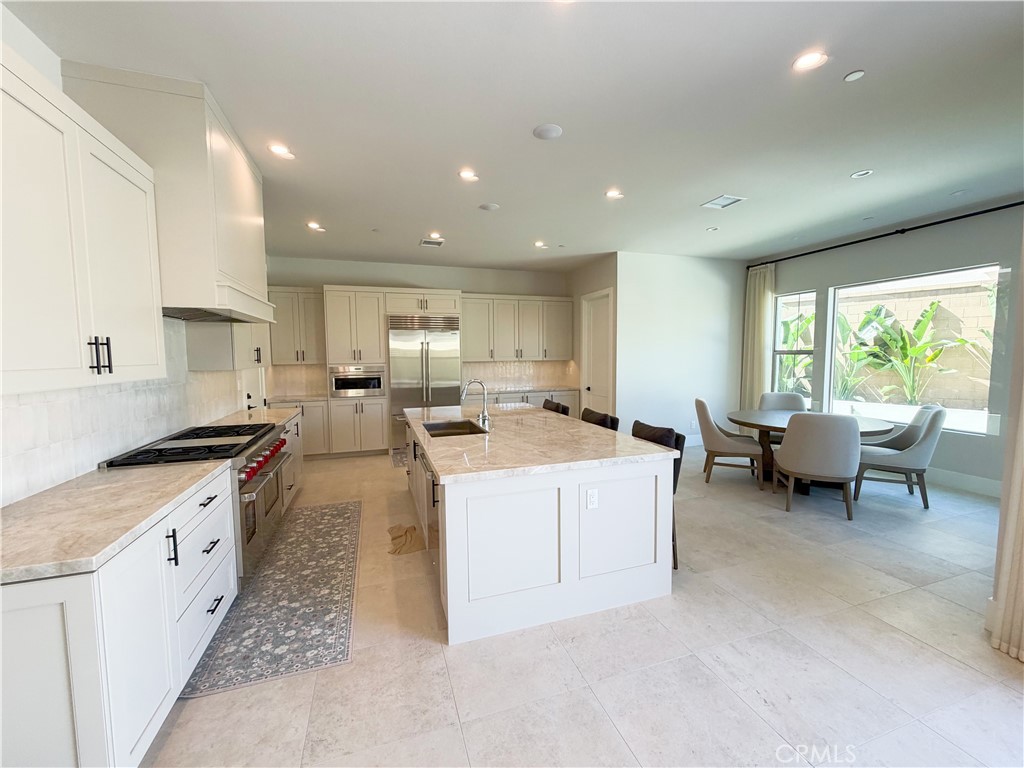 115 mossvine Irvine CA, 9261863866301106051122
