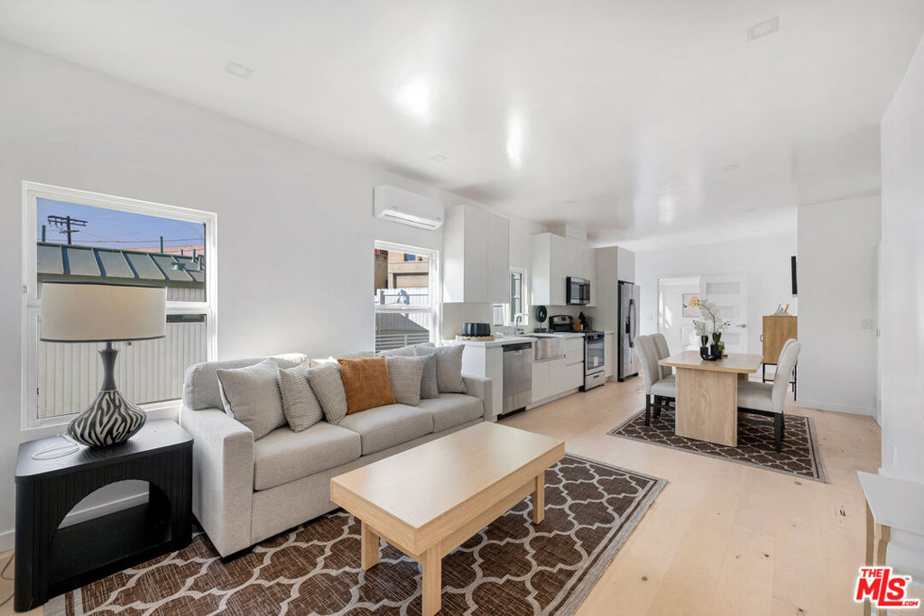 117 W Channel Road 115 Santa Monica CA, 9040264109155214210120