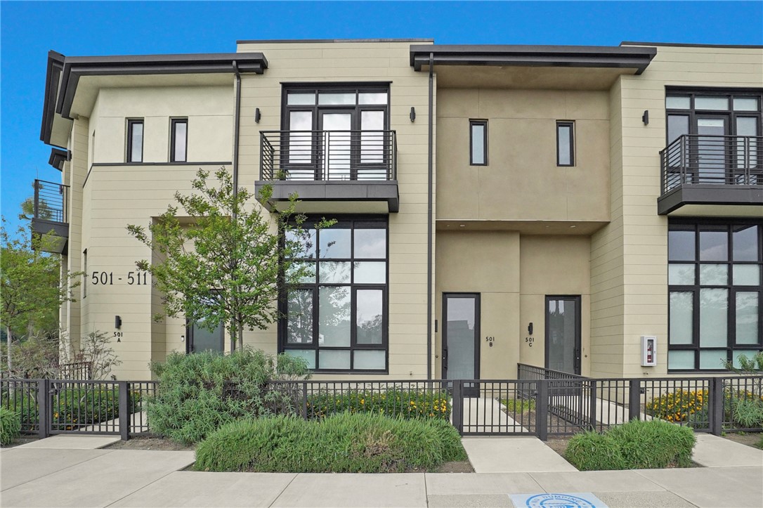 501 N Santa Anita B, Arcadia CA, 9100664065338768899120