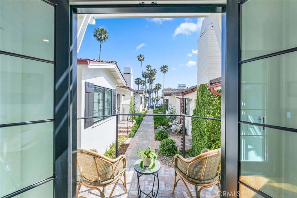 358 Cliff Laguna Beach CA, 9265164133530548355122