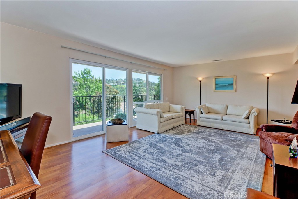  3249 San Amadeo O Laguna Woods CA, 9263764101880399489120